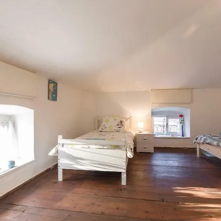 Center Romantic Apartment