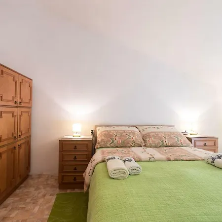 Apartment Center Romantic *